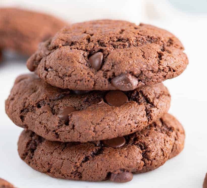 Flourless Double Chocolate Almond Butter Cookies: Fudgy & Wholesome